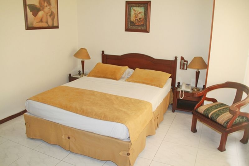 Ribera Del Rio Av 2Da Norte Cali Exterior foto